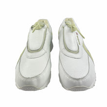 Load image into Gallery viewer, Sample Reebok toggle classics
