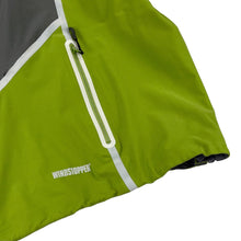 Load image into Gallery viewer, 2006 Salomon taped seam wind stopper
