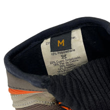 Load image into Gallery viewer, 2000s Oakley ski gloves

