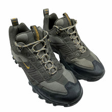 Load image into Gallery viewer, 2005 Nike ACG air trigo
