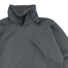 Load image into Gallery viewer, 2007 Salomon Motomesh pullover
