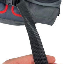 Load image into Gallery viewer, 2000 Salomon Day Backpack
