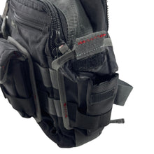 Load image into Gallery viewer, 2005 Oakley Tactical Field Gear AP SI 1.O Messenger Sling bag

