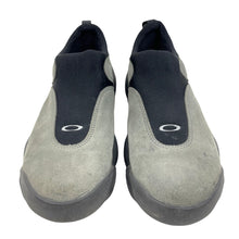Load image into Gallery viewer, 2000s Oakley flesh slip on
