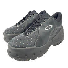Load image into Gallery viewer, 2000 Oakley Pit shoe
