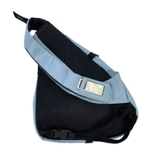 Load image into Gallery viewer, 2000s Quicksilver sling bag
