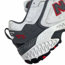 Load image into Gallery viewer, 1990s New balance 475 all terrain
