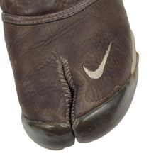 Load image into Gallery viewer, 2002 Nike Air Rift leather cover
