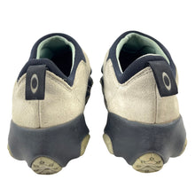 Load image into Gallery viewer, 2000s Oakley bottle cap flesh slip on UK8.5
