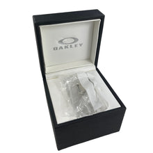 Load image into Gallery viewer, 2000s Oakley Blade Orbital brushed/ blue watch
