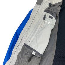 Load image into Gallery viewer, 2000s Gap technical snow jacket
