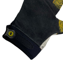 Load image into Gallery viewer, 2000 Oakley Golf gloves
