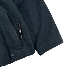 Load image into Gallery viewer, 2000s Oakley shoulder zip fleece
