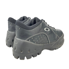Load image into Gallery viewer, 2000 Oakley Pit shoe
