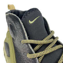 Load image into Gallery viewer, 2005 sample Nike Mowabb II considered
