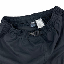 Load image into Gallery viewer, 2000s Nike ACG shorts
