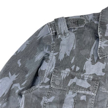 Load image into Gallery viewer, 2007 Quicksilver x Maharishi DPM x  Futura Jacket
