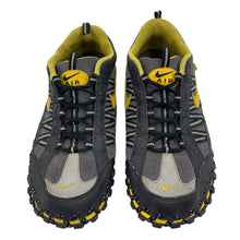 Load image into Gallery viewer, 2009 Nike Air considered terra Humara
