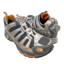 Load image into Gallery viewer, 2001 The North Face Gore-tex XCR boa lacing system

