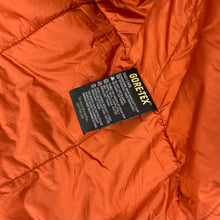 Load image into Gallery viewer, 2000s Simms Primaloft Gore-tex wading jacket
