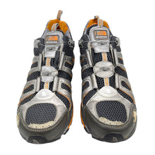 Load image into Gallery viewer, 2001 The North Face Gore-tex XCR boa lacing system
