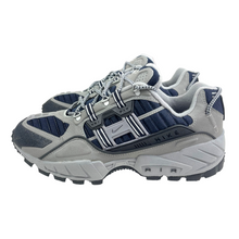 Load image into Gallery viewer, 2000 Nike ACG Terra A/T
