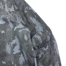 Load image into Gallery viewer, 2007 Quicksilver x Maharishi DPM x  Futura Jacket
