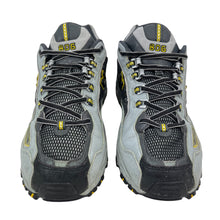Load image into Gallery viewer, 1990s new balance all terrain 806
