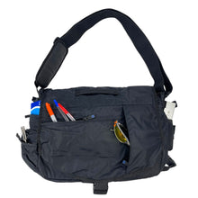 Load image into Gallery viewer, 2005 Gap messenger shoulder bag
