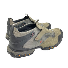 Load image into Gallery viewer, 2000s Clarks active air Gore-tex XCR
