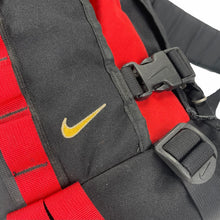 Load image into Gallery viewer, 1990s Nike ACG Karst 25 backpack
