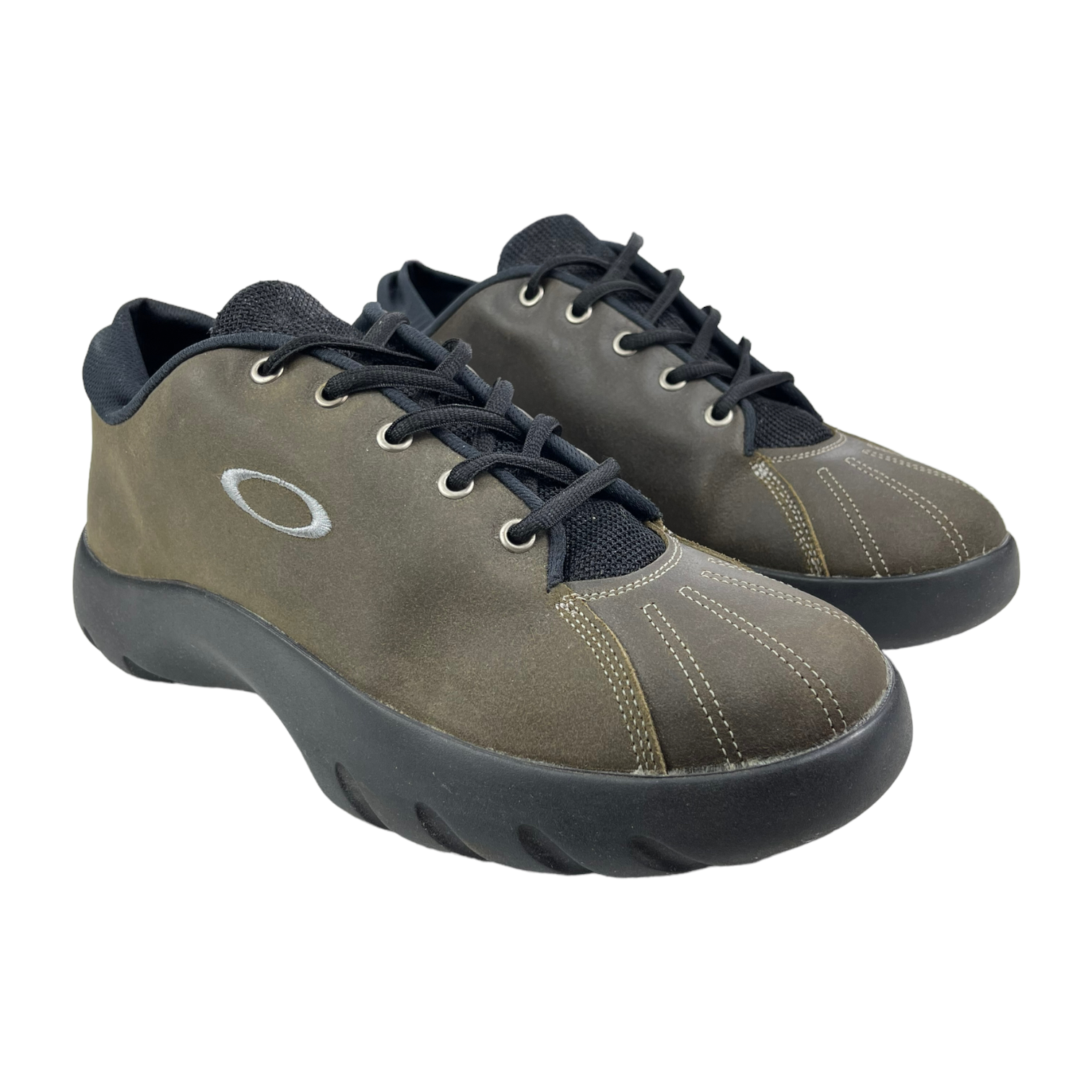 Oakley street 2 td on sale sneakers