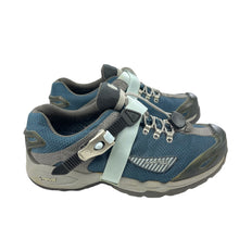 Load image into Gallery viewer, 2000s Teva Terra wraptor Gore-tex
