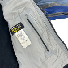 Load image into Gallery viewer, 2000s Mountain Hardwear Comduit softshell jacket
