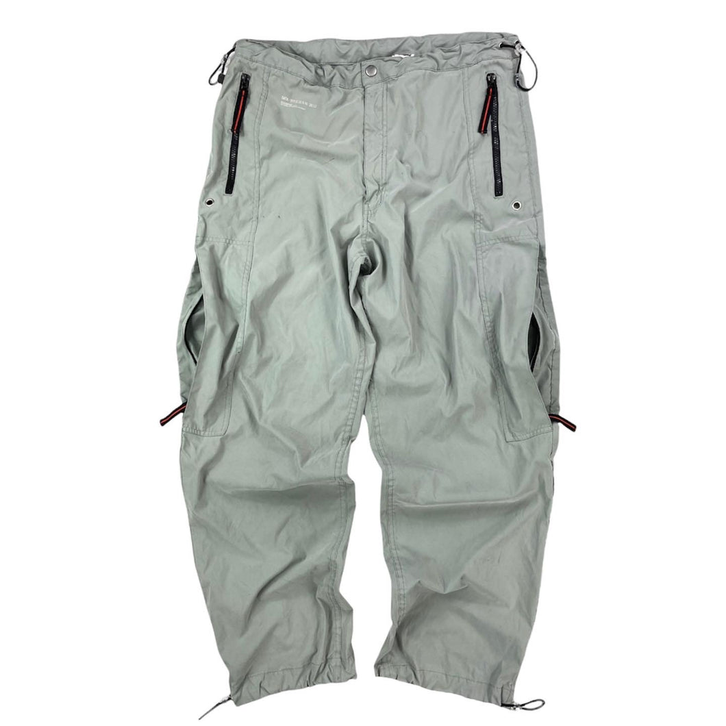 2000s Levi’s silvertab data cargo pants