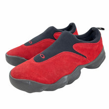 Load image into Gallery viewer, 2000s Oakley flesh slip on
