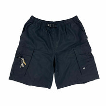 Load image into Gallery viewer, 2000s Nike ACG shorts
