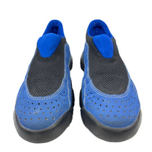 Load image into Gallery viewer, 2000s Oakley flesh slip on
