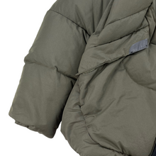 Load image into Gallery viewer, 2004 Salomon 1000 Down Puffer jacket
