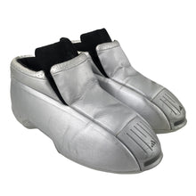 Load image into Gallery viewer, 2001 Adidas Kobe 2
