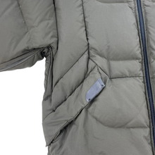 Load image into Gallery viewer, 2004 Salomon 1000 Down Puffer jacket
