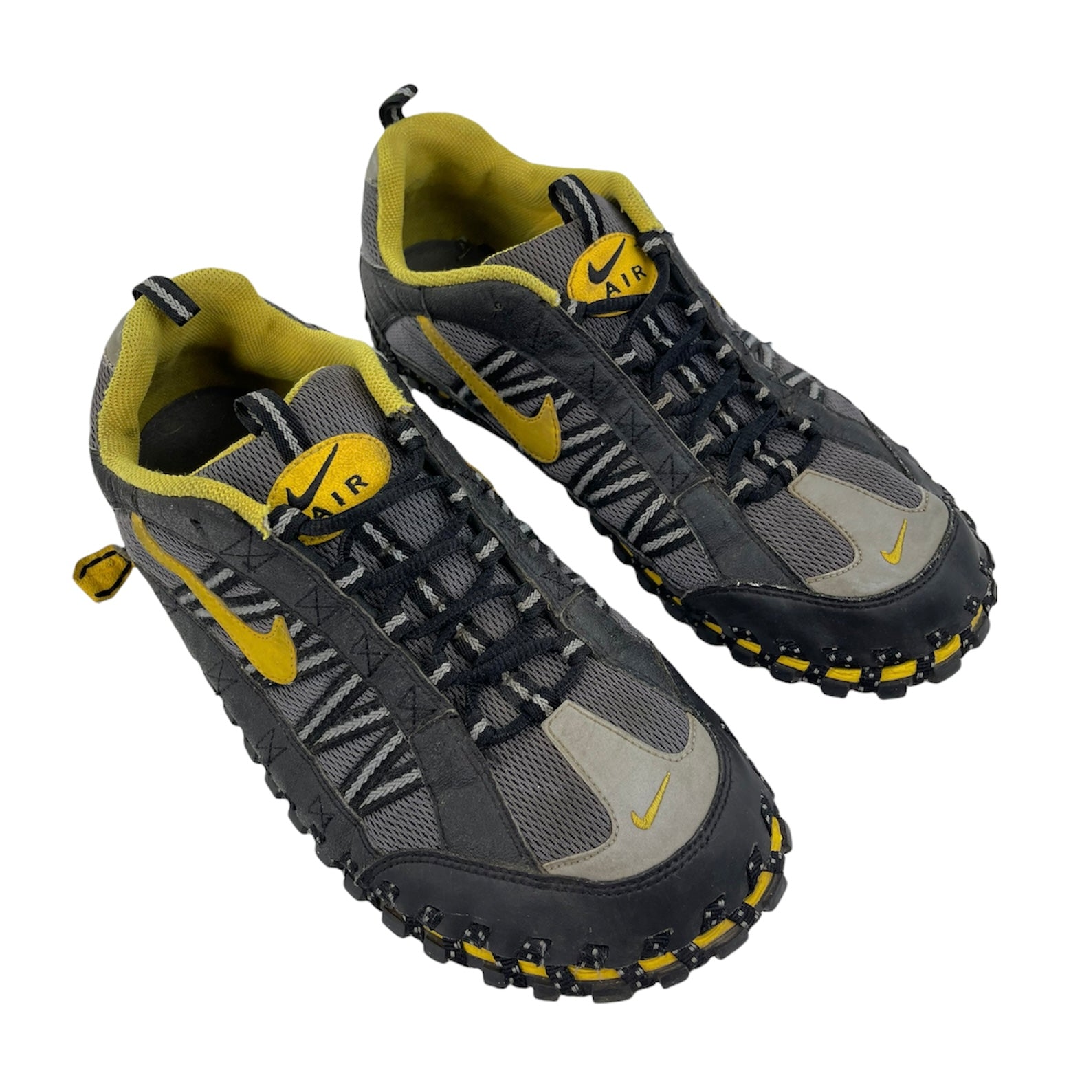 2009 Nike Air considered terra Humara