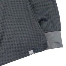 Load image into Gallery viewer, 2007 Salomon Motomesh pullover
