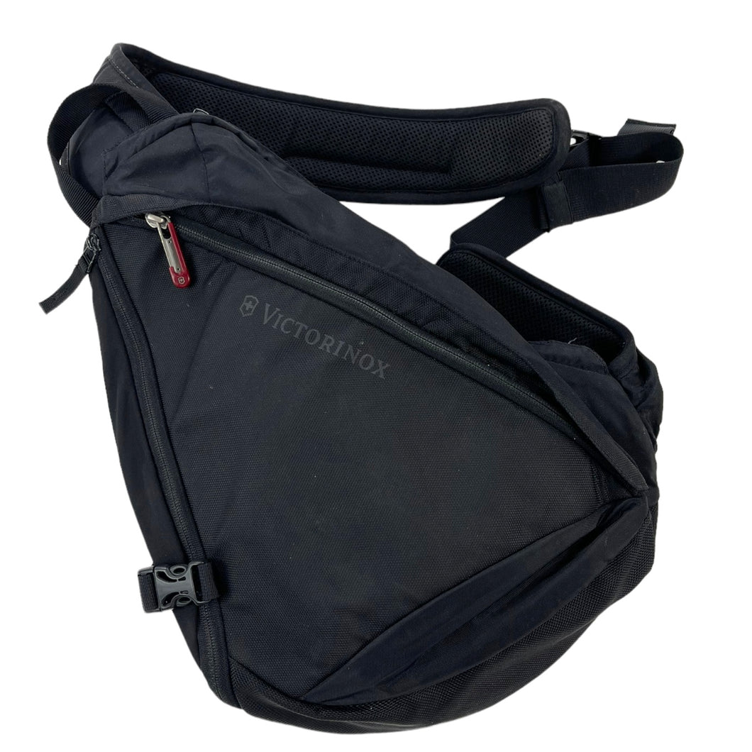 2000s Victorinox sling bag