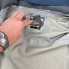 Load image into Gallery viewer, 2000s Simms Gore-tex XCR jacket
