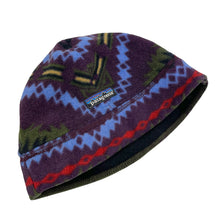 Load image into Gallery viewer, 1994 Sacajawea blackberry Patagonia fleece beanie
