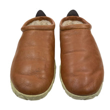 Load image into Gallery viewer, 2016 Nike air moc bomber
