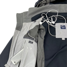 Load image into Gallery viewer, 2000s Gap ski jacket
