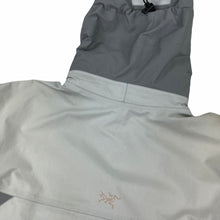 Load image into Gallery viewer, 2000s Arc’teryx sidewinder
