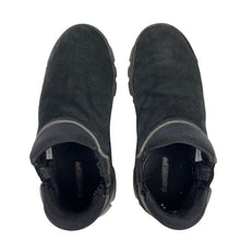 Load image into Gallery viewer, 2001 Nike ACG slip ons
